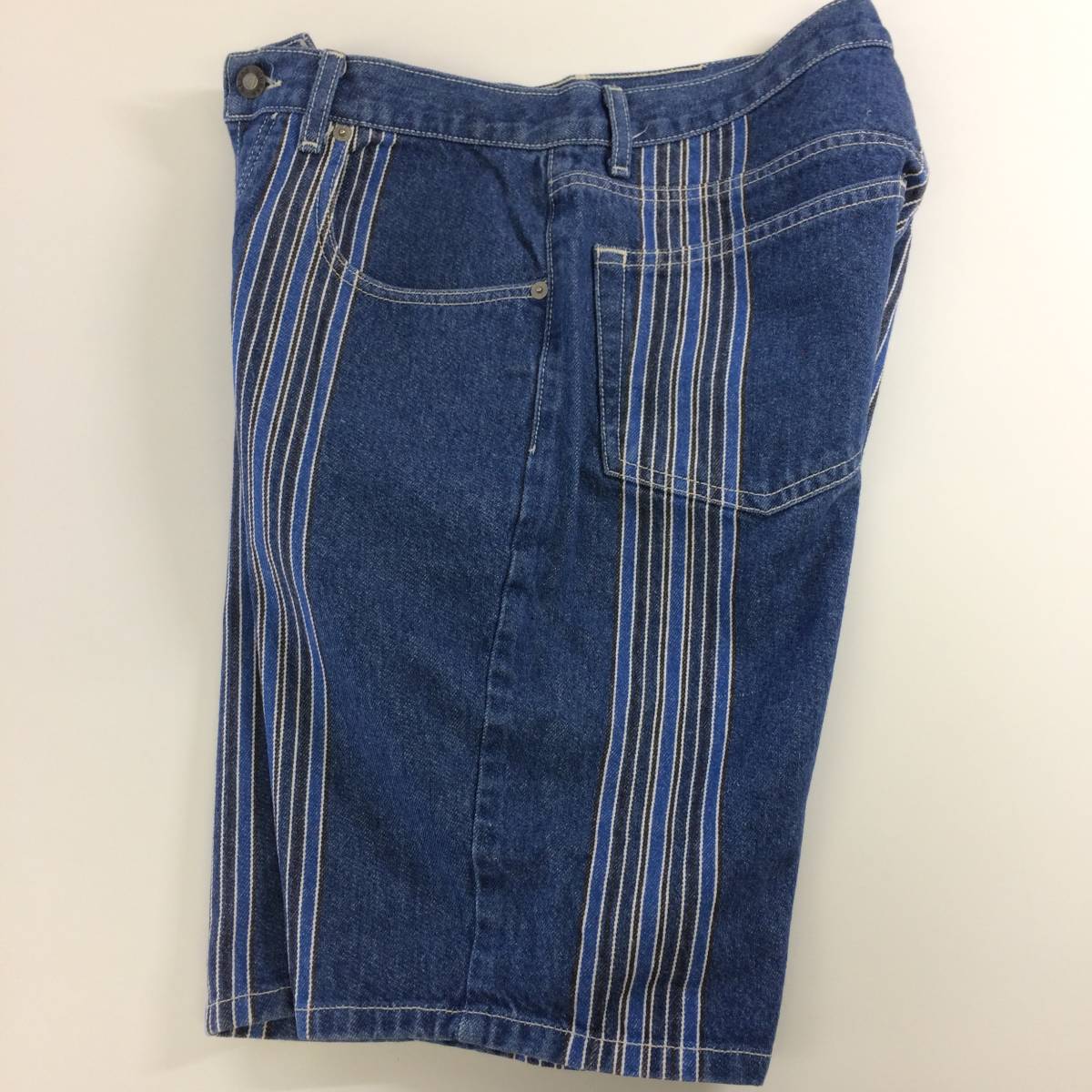 90s USA製 guess jeans デニムハーフパンツ w30
