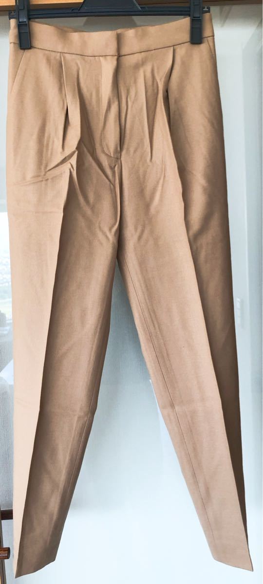 有名な高級ブランド DES PRES のベージュパンツ デ・プレ - パンツ 有名な高級ブランド DES PRES のベージュパンツ デ・プレ - パンツ
