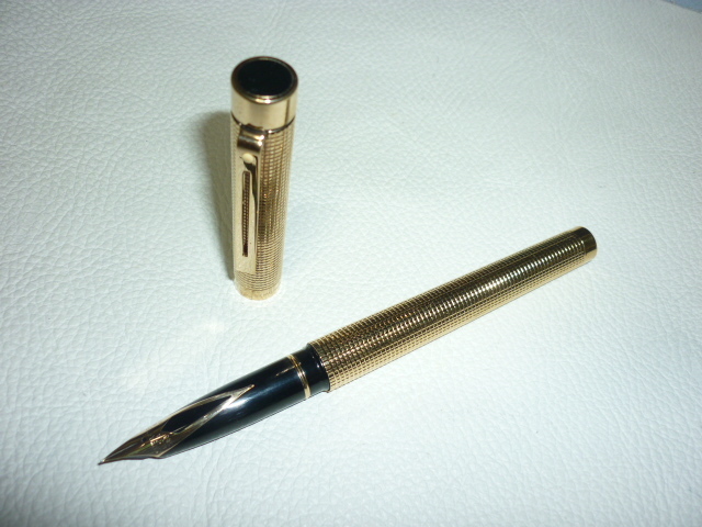 □美品 1970年代!シェーファー タルガ(SHEAFFER Targa) 金 □美品 1970年代!シェーファー タルガ(SHEAFFER Targa) 金