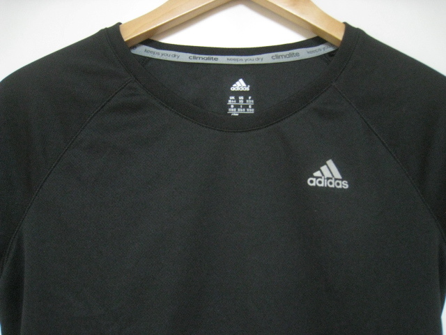 adidas アディダス トップス Tシャツ スポーツウェア 半袖 丸首 黒 ブラック ロゴ Mサイズ_画像2