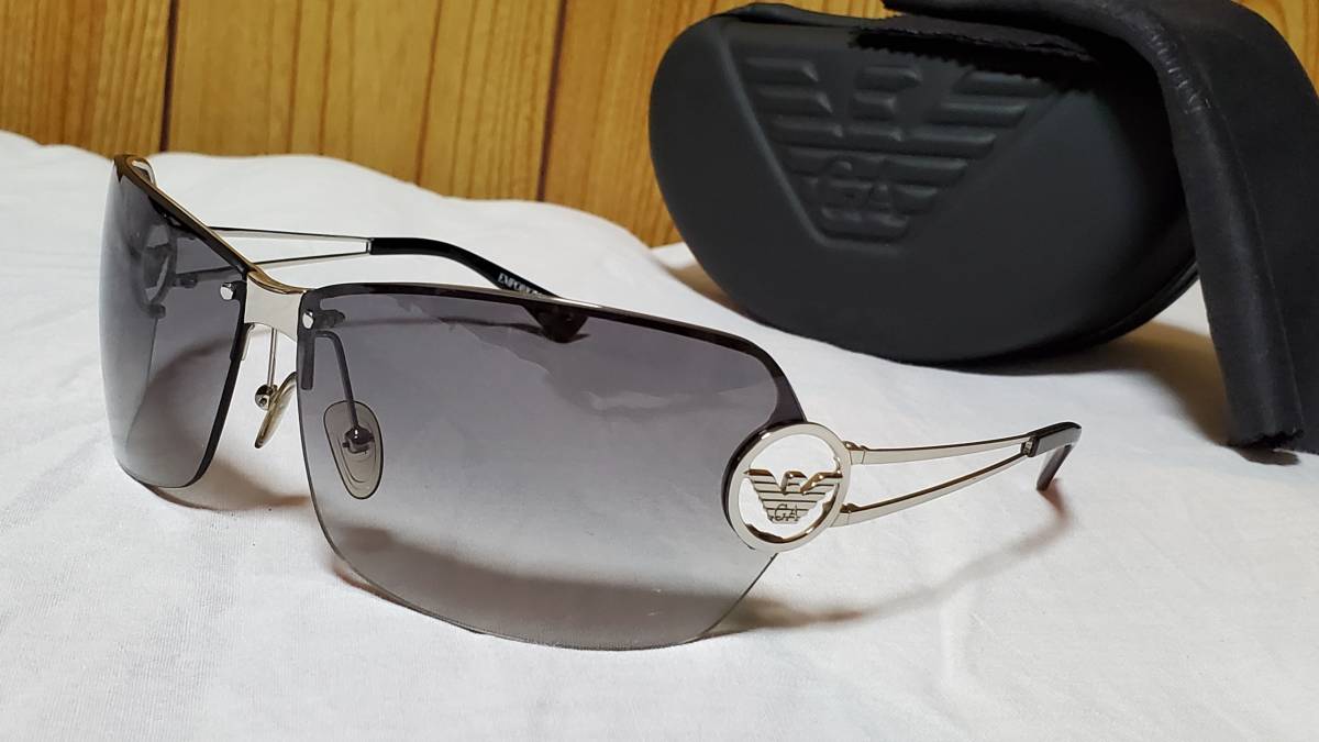  regular not yet ultra rare EMPORIO ARMANI Armani Eagle Logo metal frame sunglasses black g llama las shining silver I wear attached have 