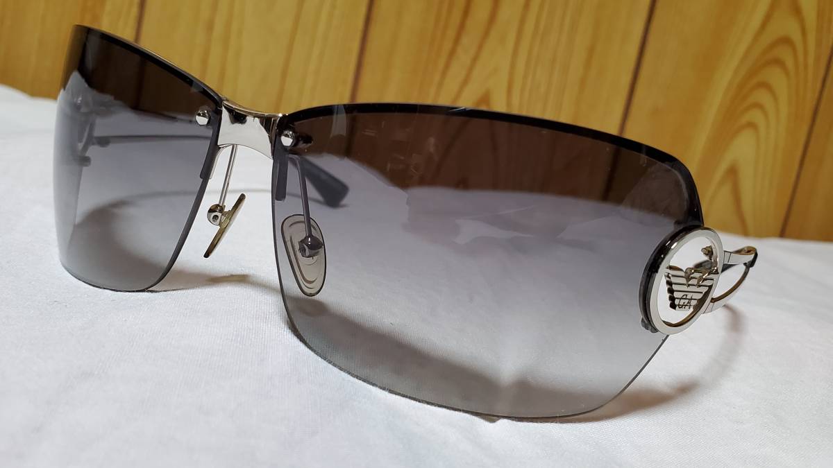  regular not yet ultra rare EMPORIO ARMANI Armani Eagle Logo metal frame sunglasses black g llama las shining silver I wear attached have 