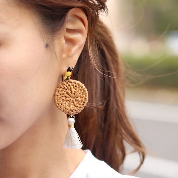 REAL STYLE アシンメトリーバードモチーフピアス　ブラウン_画像4