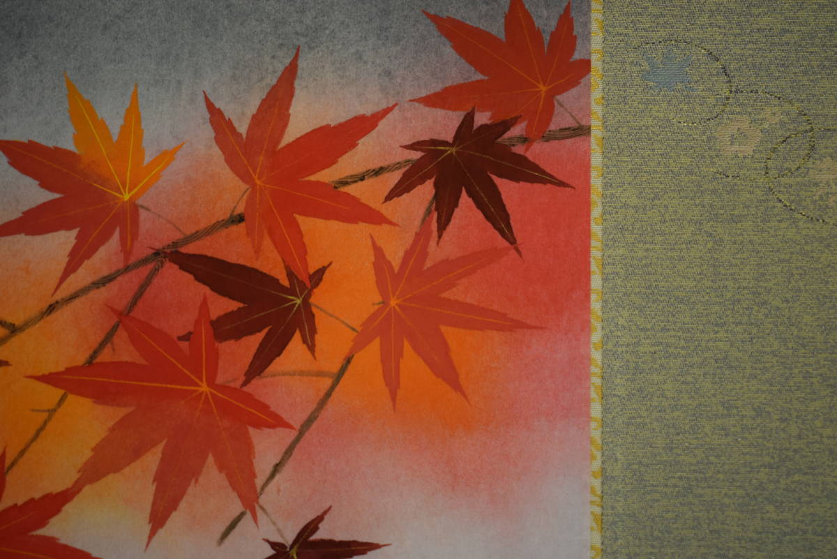 真作】//小山田典彦/紅葉小禽図/金泥/桐共箱太巻箱付/布袋屋掛軸HI-278-