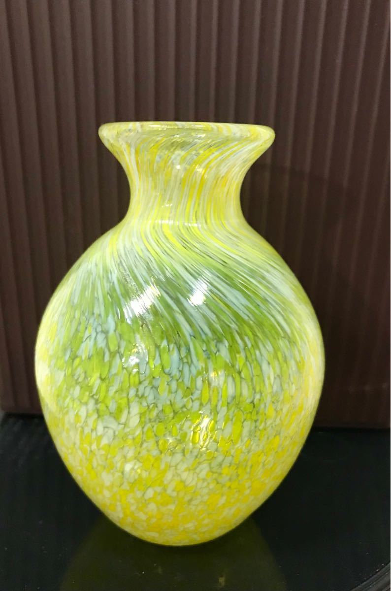 綺麗なガラス花瓶 花瓶 レトロ 昭和 かわいい ポップ ガラス 壺 綺麗なガラス花瓶 花瓶 レトロ 昭和 かわいい ポップ ガラス 壺
