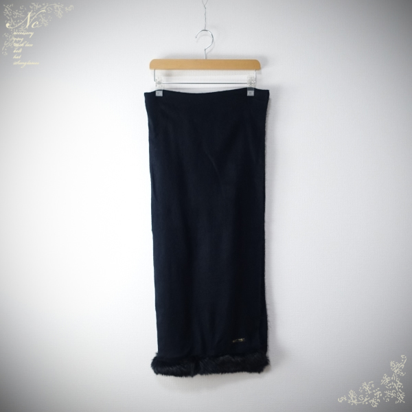 芸能人愛用 USED*YUKI TORII/ユキトリイ/ラビットファー付アクリルストールショール/ブラック/シック 女性用 芸能人愛用 USED*YUKI TORII/ユキトリイ/ラビットファー付アクリルストールショール/ブラック/シック 女性用