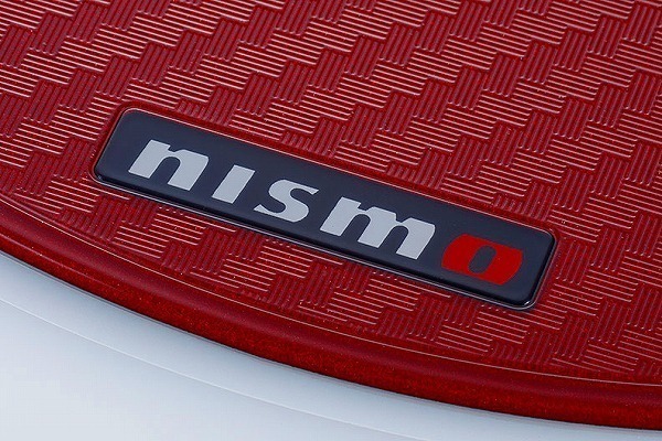 ニスモ nismo ドアハンドルプロテクター レッド 赤 Mサイズ カーボン調 日産 ニッサン マーチ K12 K13_画像3