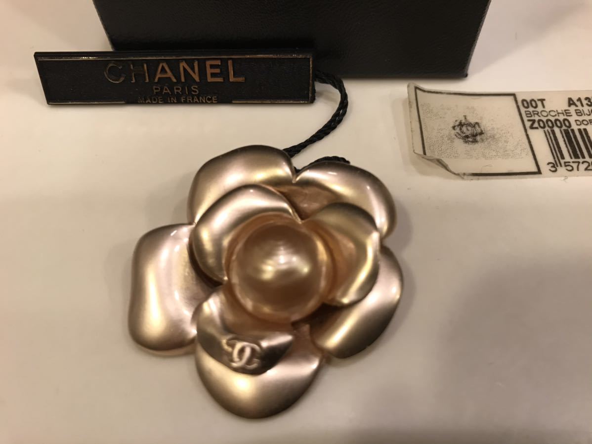 人気SALESALE CHANEL - CHANEL シャネル ブローチ タグ付き ゴールド