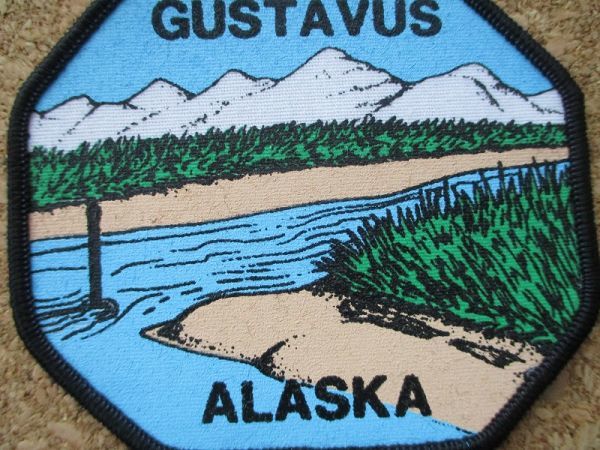 80s ALASKA アラスカ グスタフ氷河GUSTAVUSビンテージ 刺繍 ワッペン/釣りVoyagerキャンプ旅行 観光 土産 USA カスタム_画像4