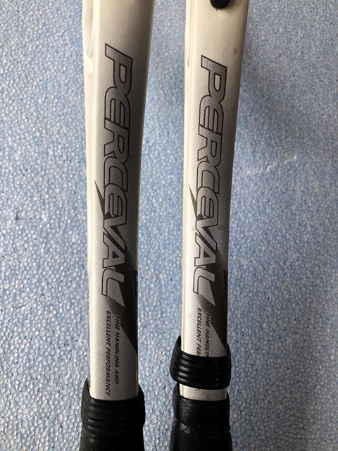 テニスラケット　硬式　２本　MIZUNO　ミズノ　ペア　PERCEVAL　MT53　カバー付き_画像6