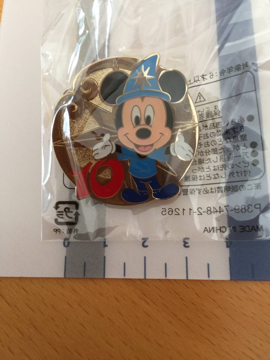 *TDS*10 anniversary commemoration * pin badge * Mickey * unused * Mickey Mouse 