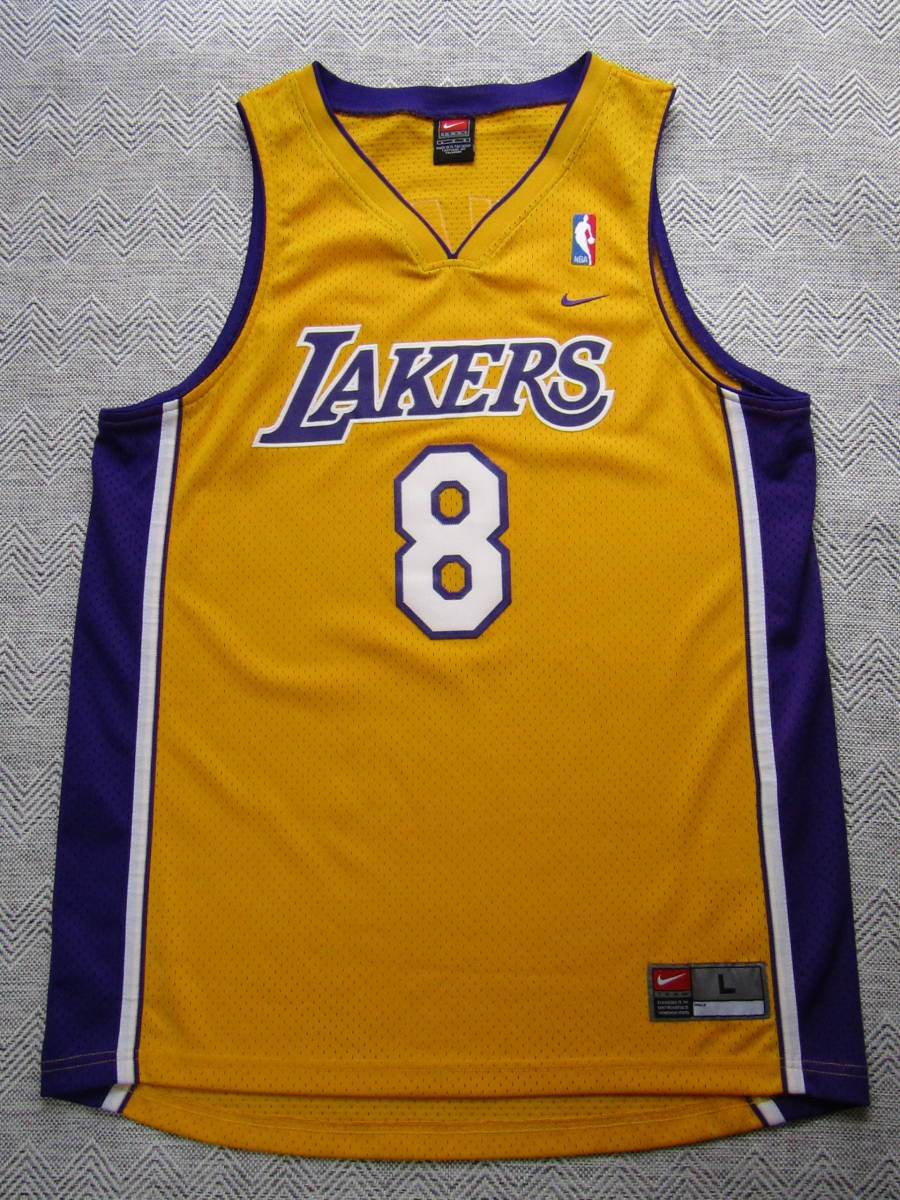 ■美品 NBA LAKERS コービー・ブライアント BRYANT #8 ロサンゼルス・レイカーズ NIKE ナイキ製　ユニフォーム　バスケ  ゲームシャツ