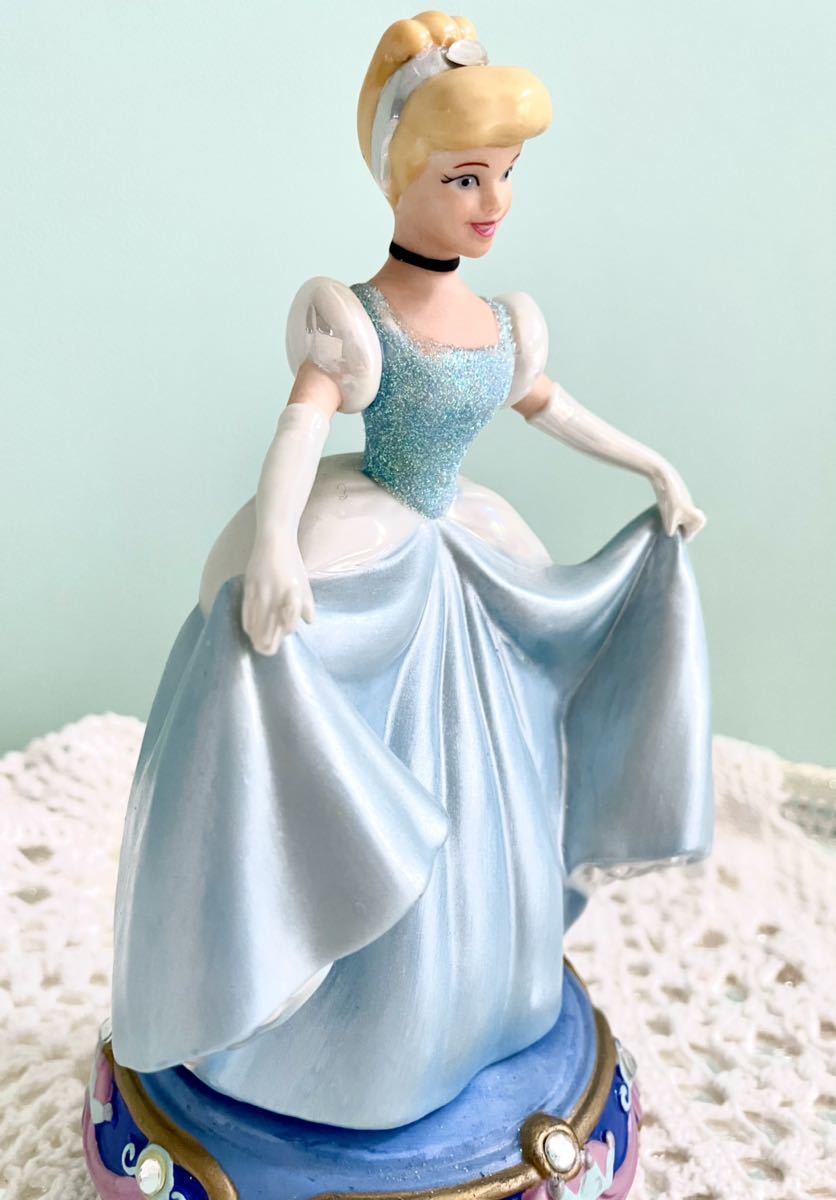 【メーカー直売】 【レア】シンデレラ　陶器製　フィギュア　Cinderella　ディズニー　ヴィンテージ　レトロ　Disney プリンセス その他