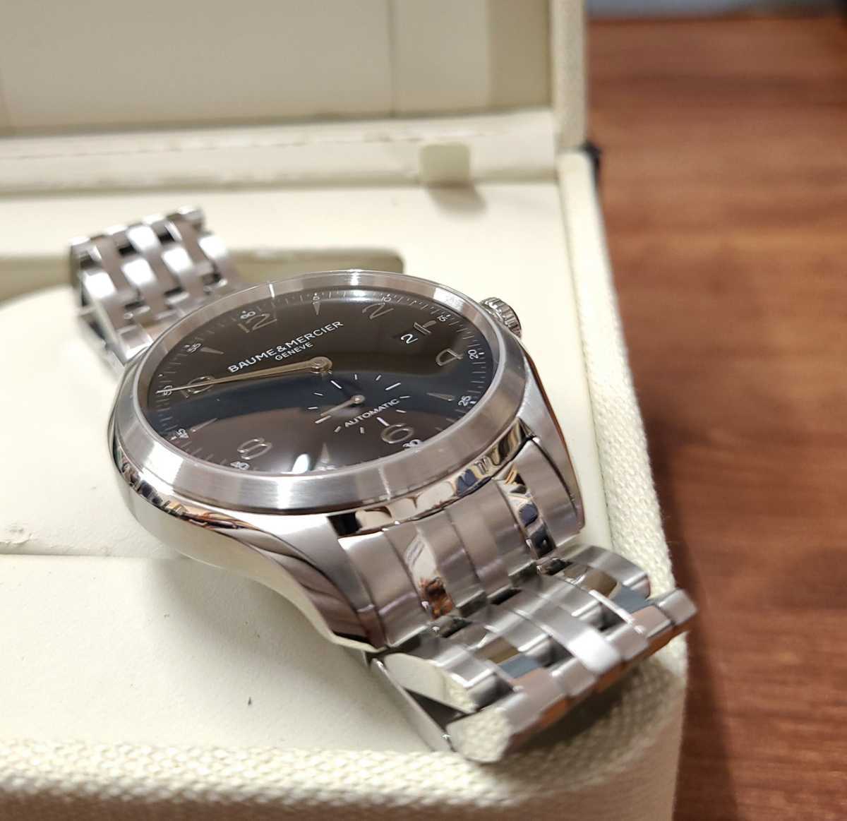 美品☆ボーム＆メルシエ BAUME&MERCIER クリフトン スモールセコンド スモセコ 裏透け M0A10100 メンズ 腕時計 自動巻き_画像5