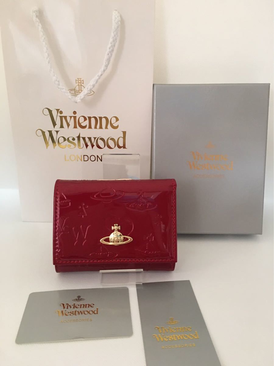 Vivienne Westwood  ヴィヴィアンウエストウッド　三つ折り財布　エナメル　レッド