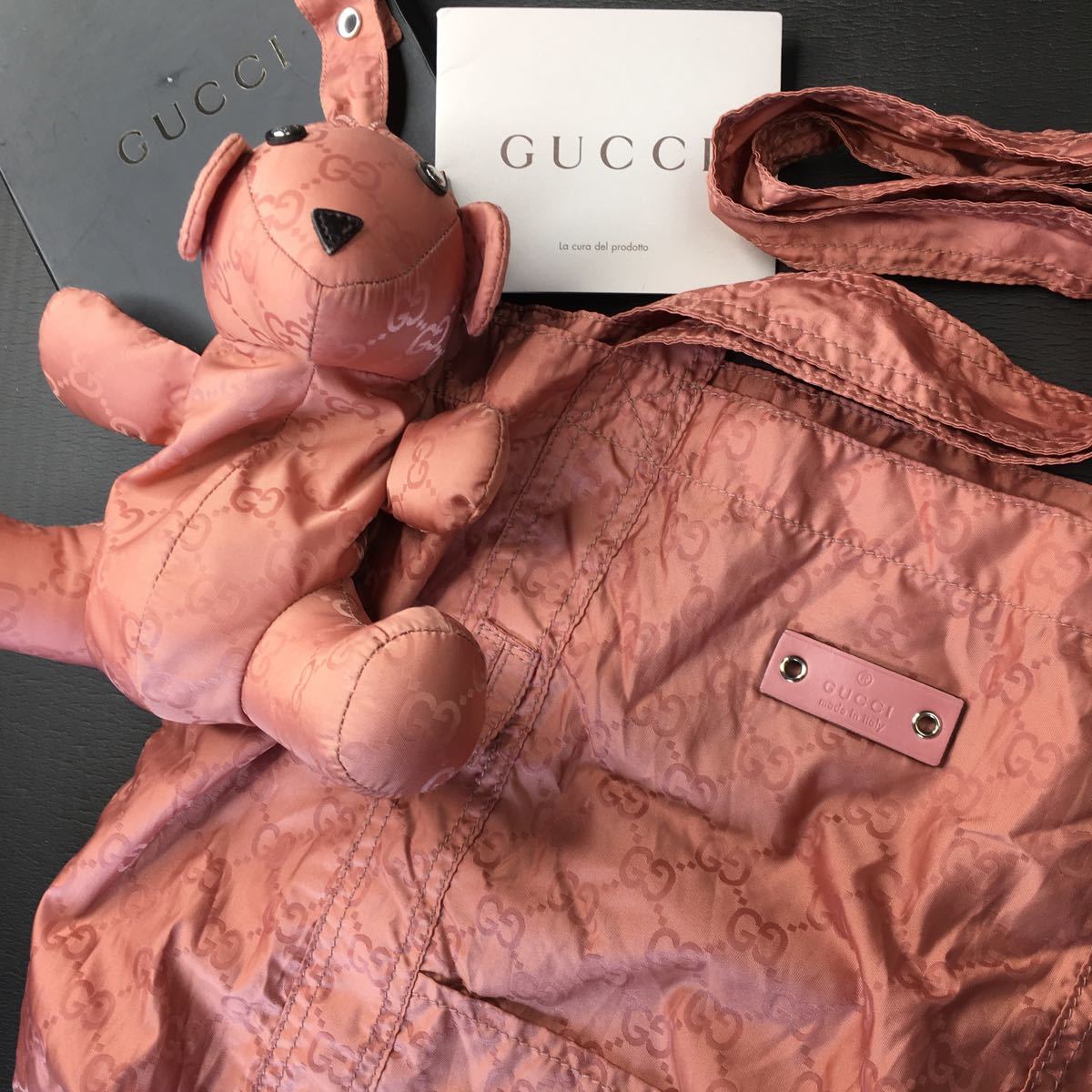 ほぼ未使用◎グッチ GUCCI エコバッグ 携帯バッグ 折り畳み 収納 クマ トートバッグ テディ ベア バッグチャーム ピンク