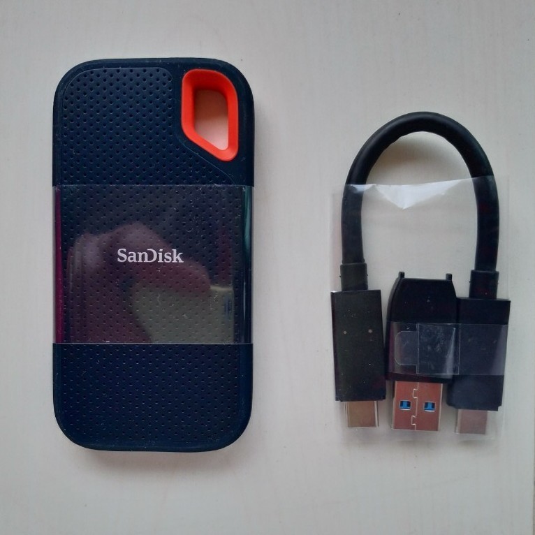 サンディスク SanDisk  ポータブルSSD エクストリーム 500GB  未使用