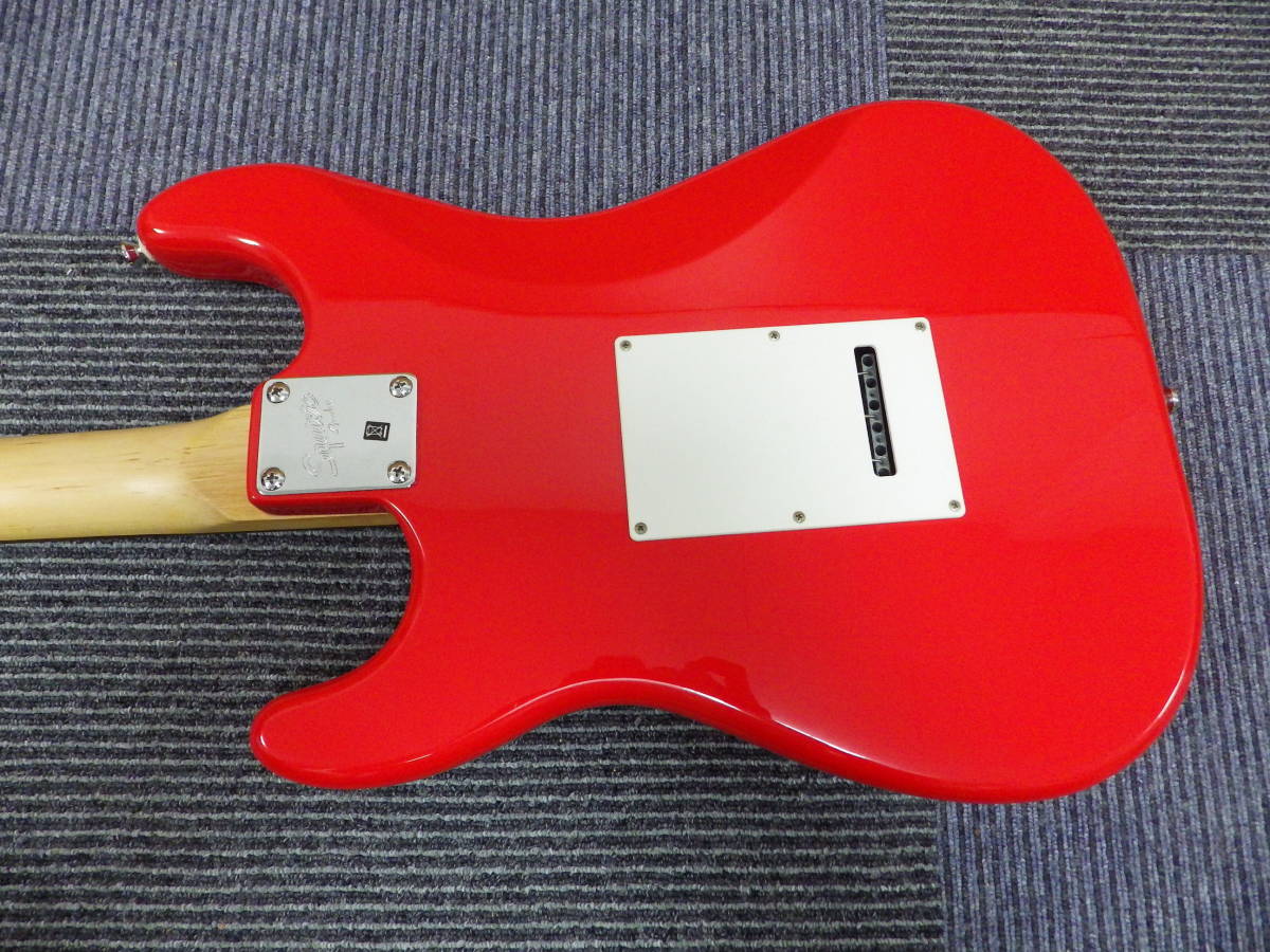 Squier by Fender〕 スクワイア ストラト BULLET STRAT | alyafi-ip.com