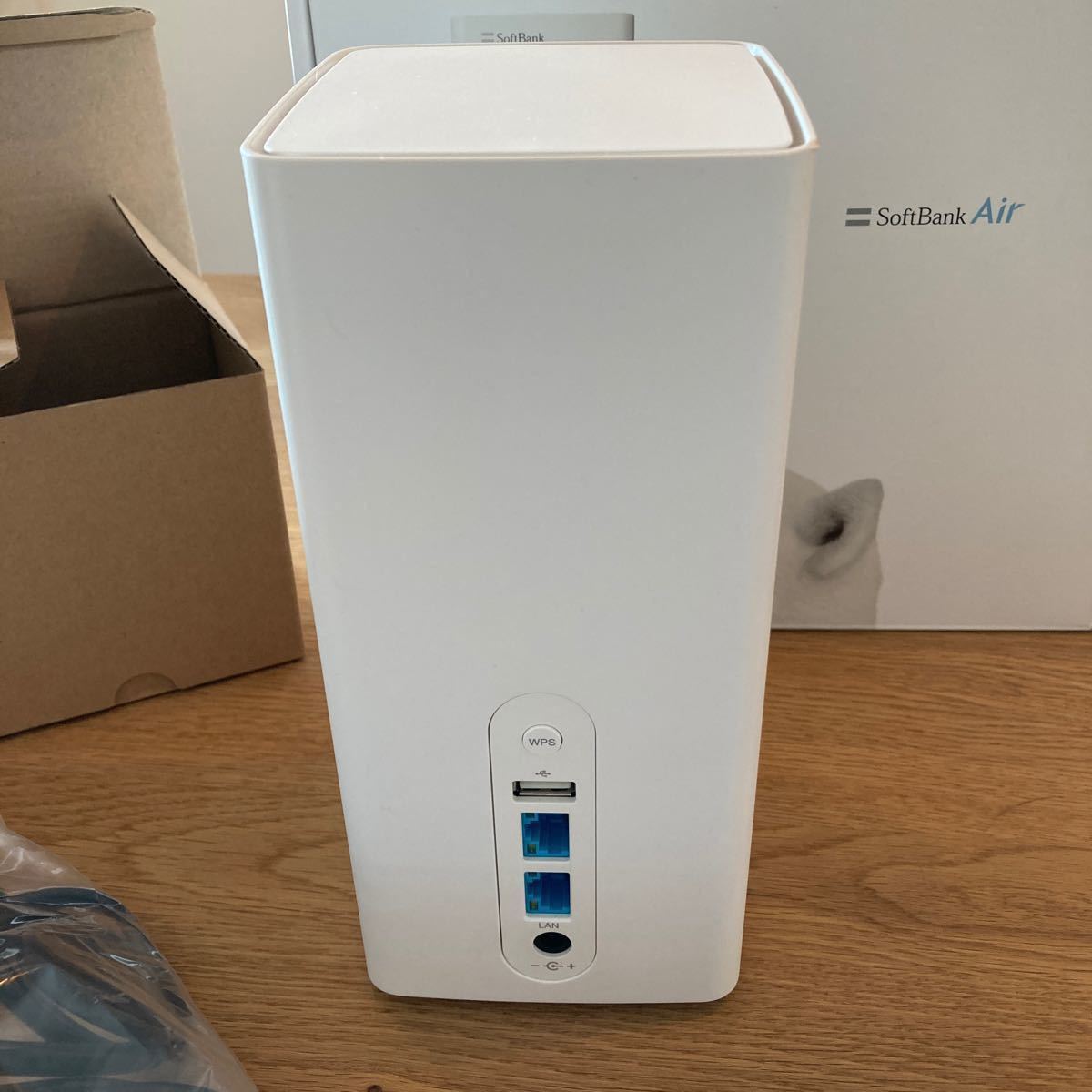 SoftBank Air ソフトバンクエアー3 専用箱入り　B610s-79a