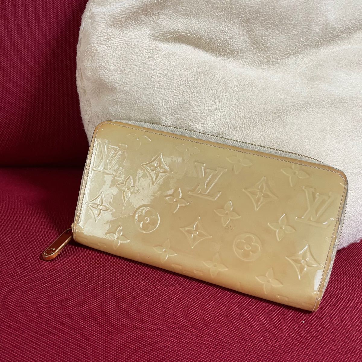 高価値 ルイヴィトン ◇ヴェルニ◇長財布◇ベージュ◇ラウンド
