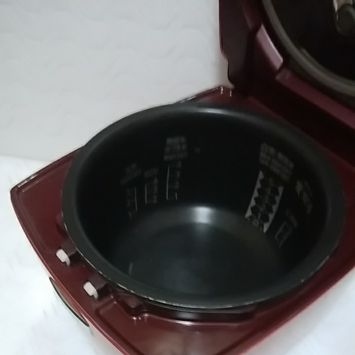 炊飯器 MITSUBISHI NJ-VX106-R 炭炊釜 三菱電機 備長炭
