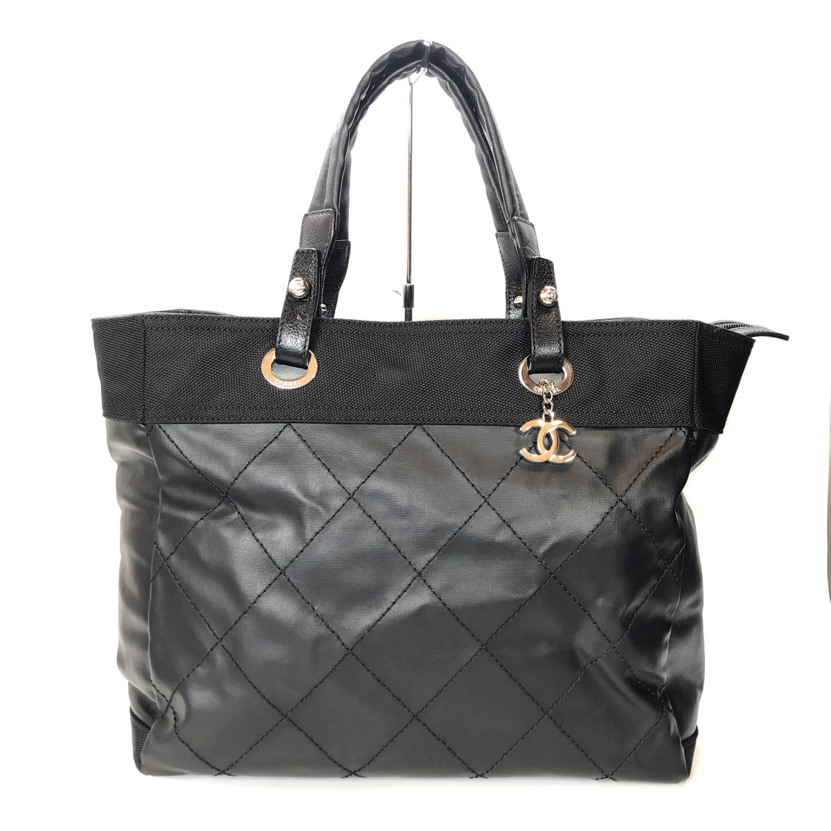 【中古美品】 CHANEL シャネル パリビアリッツ トートMM コーティングキャンバス ブラック A34209 パリビアリッツMM トートバッグ_画像1