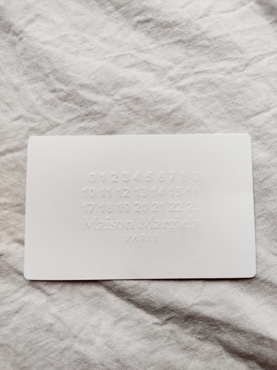 メゾンマルジェラ カレンダー キーホルダー Maison Margiela メゾンマルジェラ カレンダー キーホルダー Maison Margiela