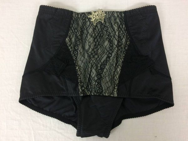 ☆美品☆マルコ ブラック サラヴィール 大きいサイズ ショートガードル