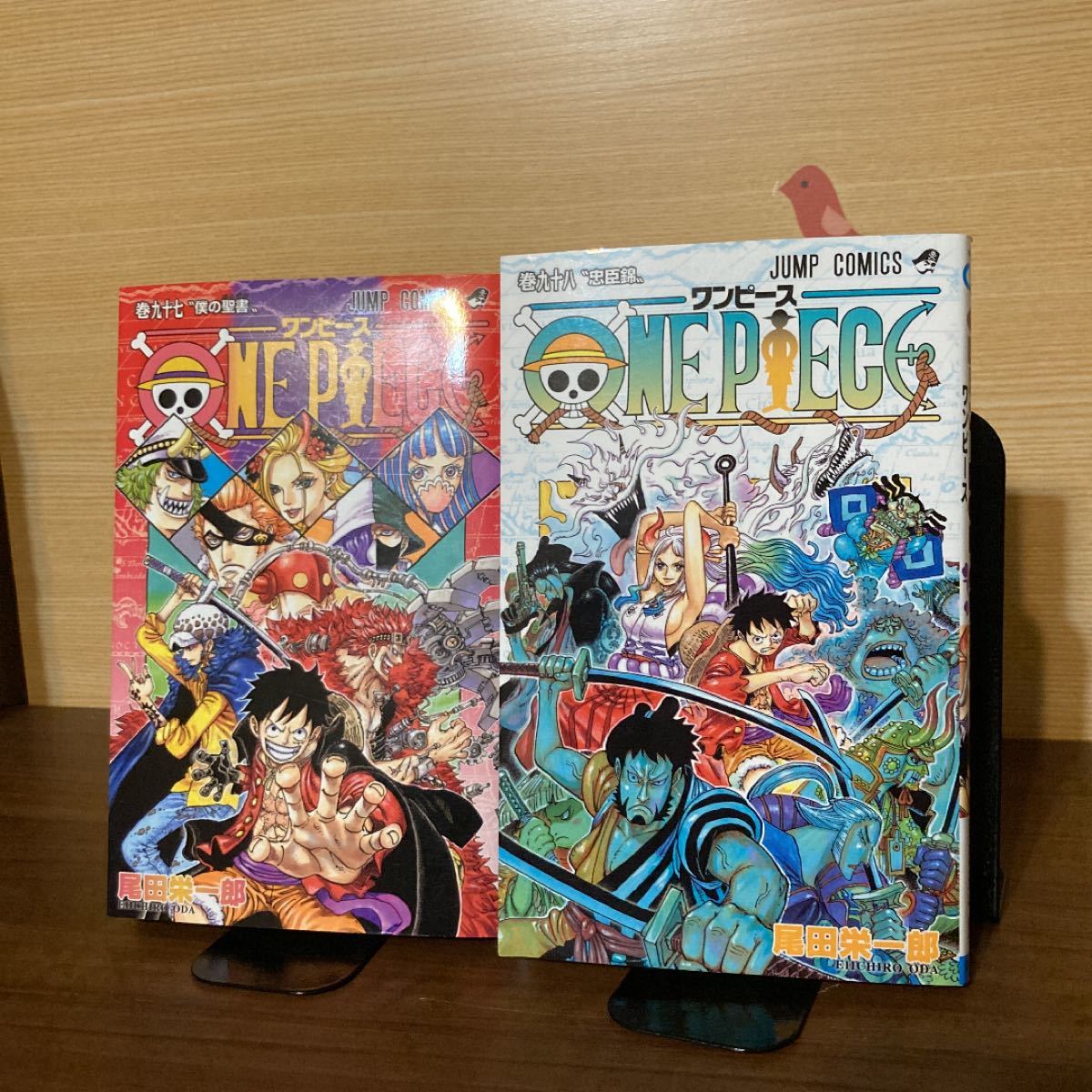 Paypayフリマ One Piece 98 ワンピース97巻 ワンピース98巻 尾田栄一郎 ワンピース最新刊