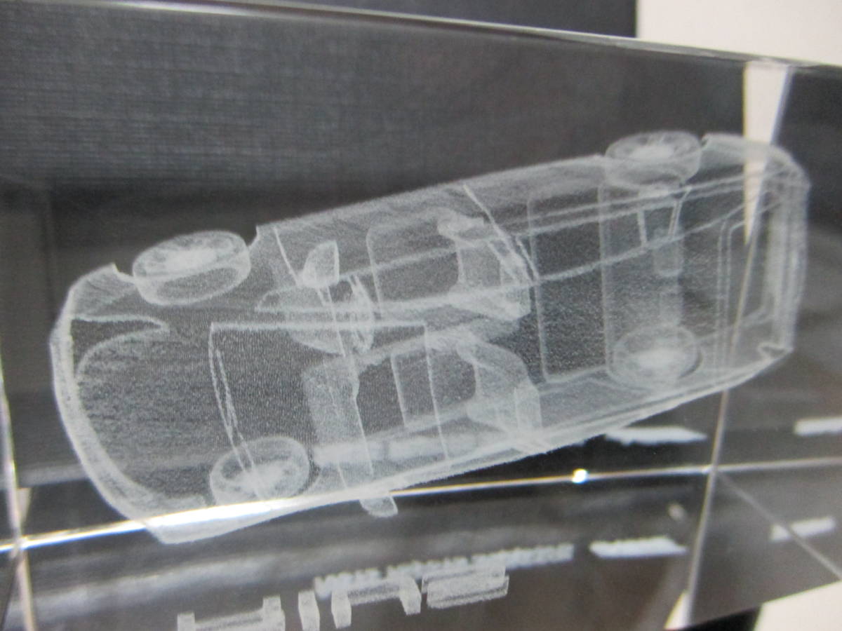 非売品 4代目 トヨタ プリウス 3D レーザークリスタルオブジェ 彫刻 ガラス 置物 ノベルティ ミニカー ディーラー特注 TOYOTA PRIUS ZVW50_画像6