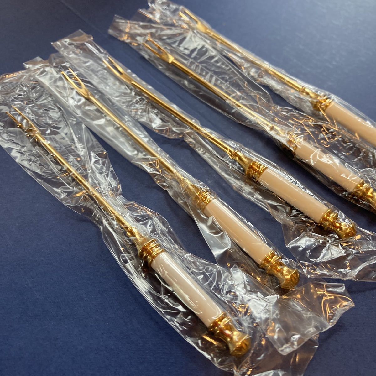 送料無料 新品 ノリタケ アルミナ磁器ハンドル カトラリー 送料無料 新品 ノリタケ アルミナ磁器ハンドル カトラリー