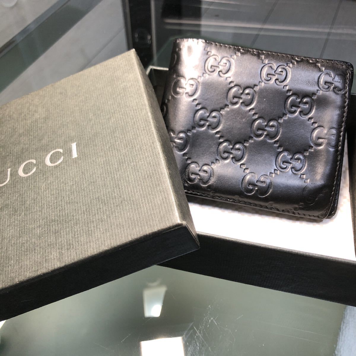 GUCCI 二つ折り財布　シマレザーGUCCI   キーケース　　キーホルダー　値下げ