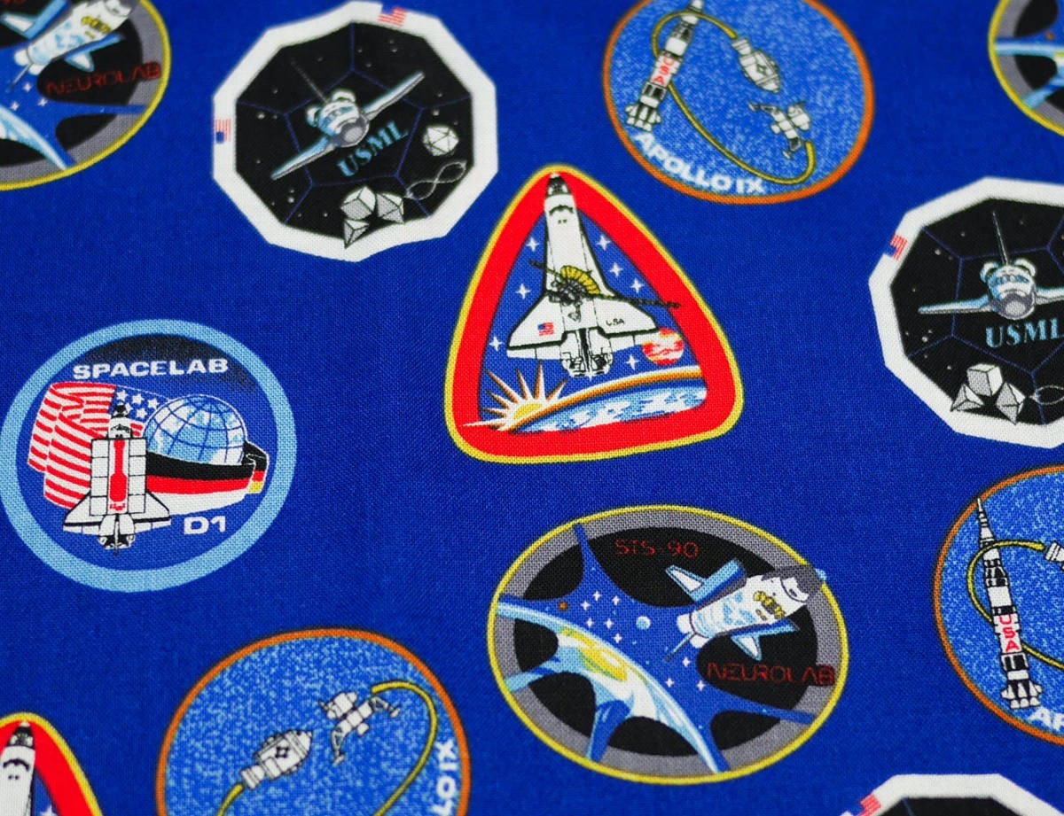 プリント生地　NASA　スペースシャトル　91×54　コットン　アメリカ　ブルー a_画像1