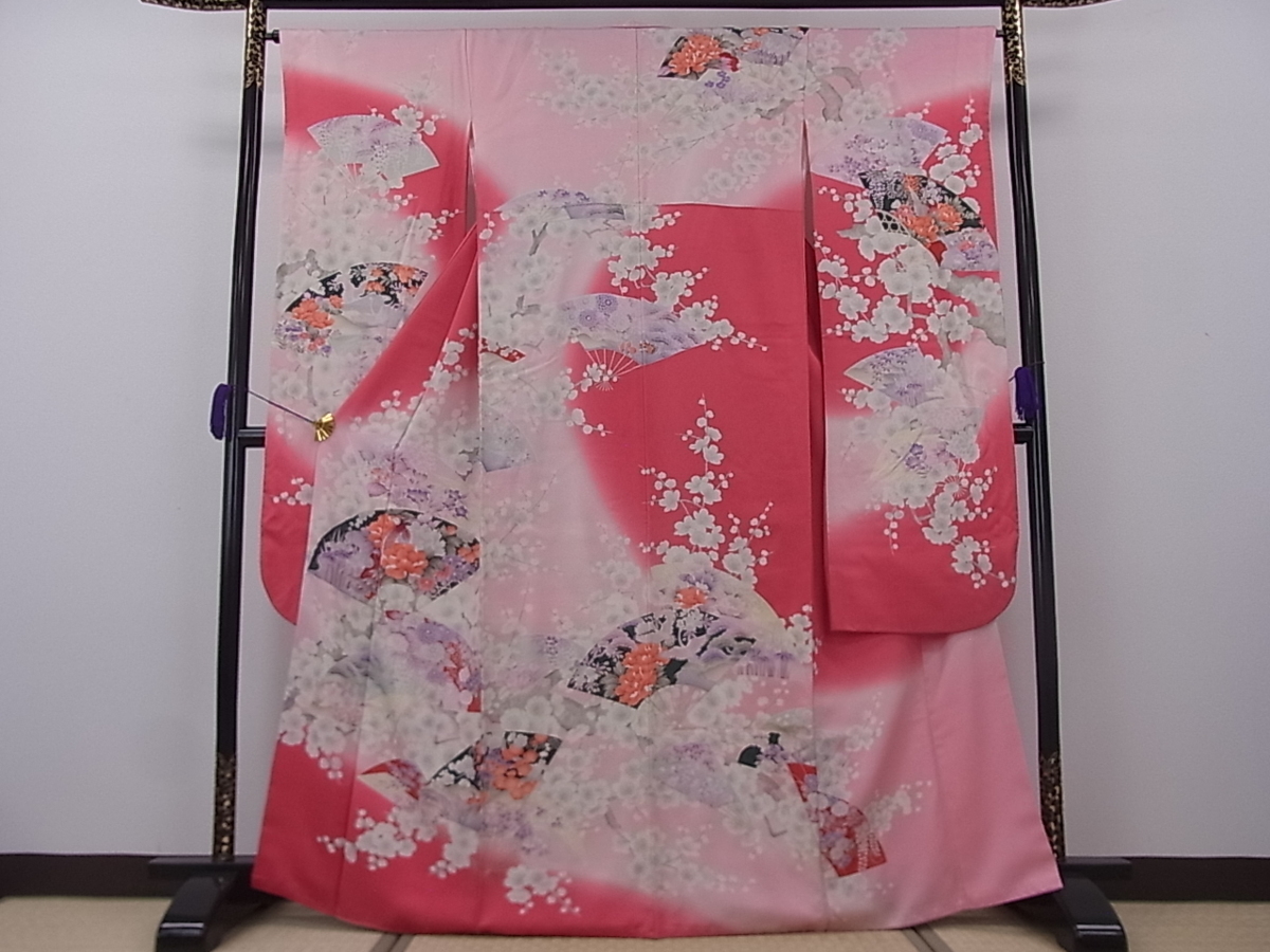 大振袖 正絹 紅色・薄桜色 扇面花鳥文 暈し染め 金彩 袷 身丈166.5cm fuso20★喜香★_画像1