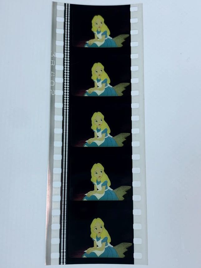 不思議の国のアリス Alice In Wonderland ディズニー 35mm フィルム 5コマ セル ディズニー 売買されたオークション情報 Yahooの商品情報をアーカイブ公開 オークファン Aucfan Com