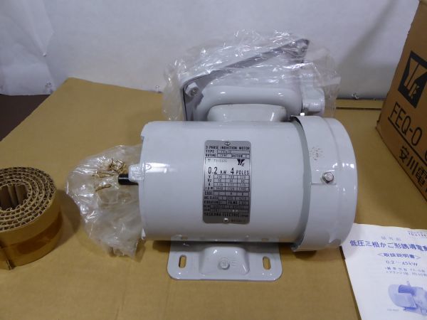 長期保管未使用品 安川電機製作所 野外型 低圧三相かご形誘導 長期保管未使用品 安川電機製作所 野外型 低圧三相かご形誘導