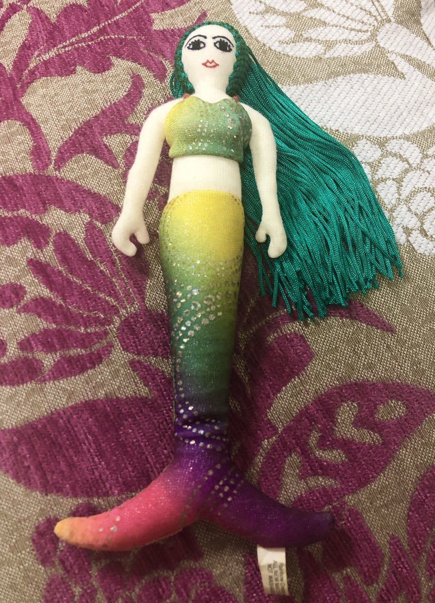  Hawaii mermaid doll person fish . Vintage emerald 