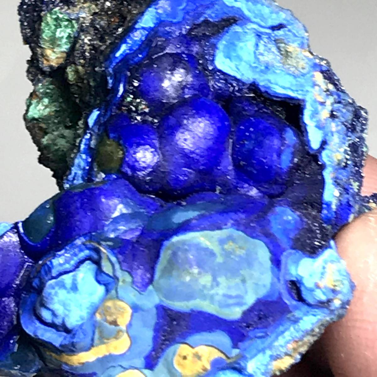 【珍品】葡萄状藍銅鉱 + 珪孔雀石・32g（中国産鉱物標本）_画像4