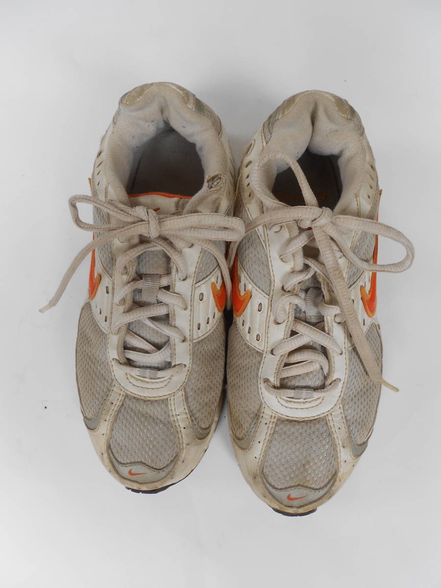 NIKE* orange * тренировочная обувь *22,5*