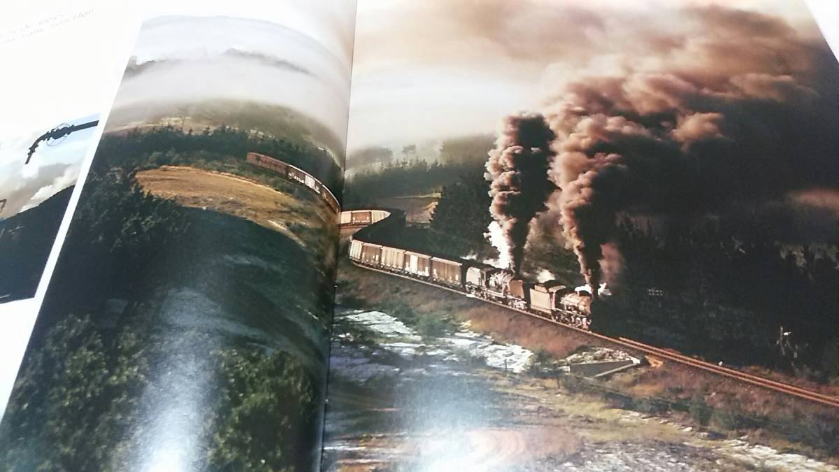 ★ハードカバー大型本！　THE GREAT　STEAM　TREK　南アフリカの蒸気機関車～ガーラット３重連、機関区の風景。_画像7