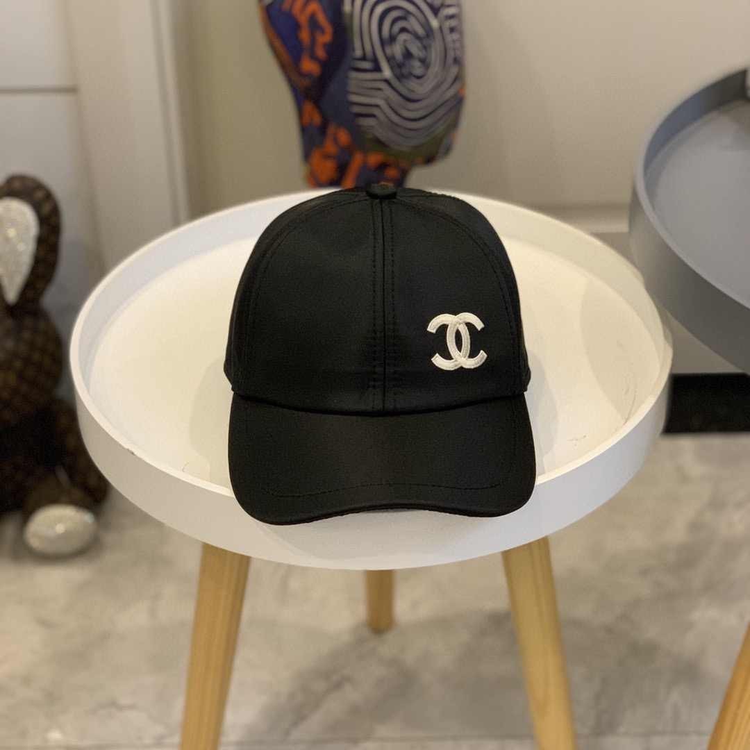 CHANEL　シャネル　キャップ　帽子　2021 最新　ノベルティ　新品　タグ付き