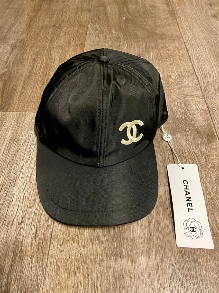 CHANEL　シャネル　キャップ　帽子　2021 最新　ノベルティ　新品　タグ付き