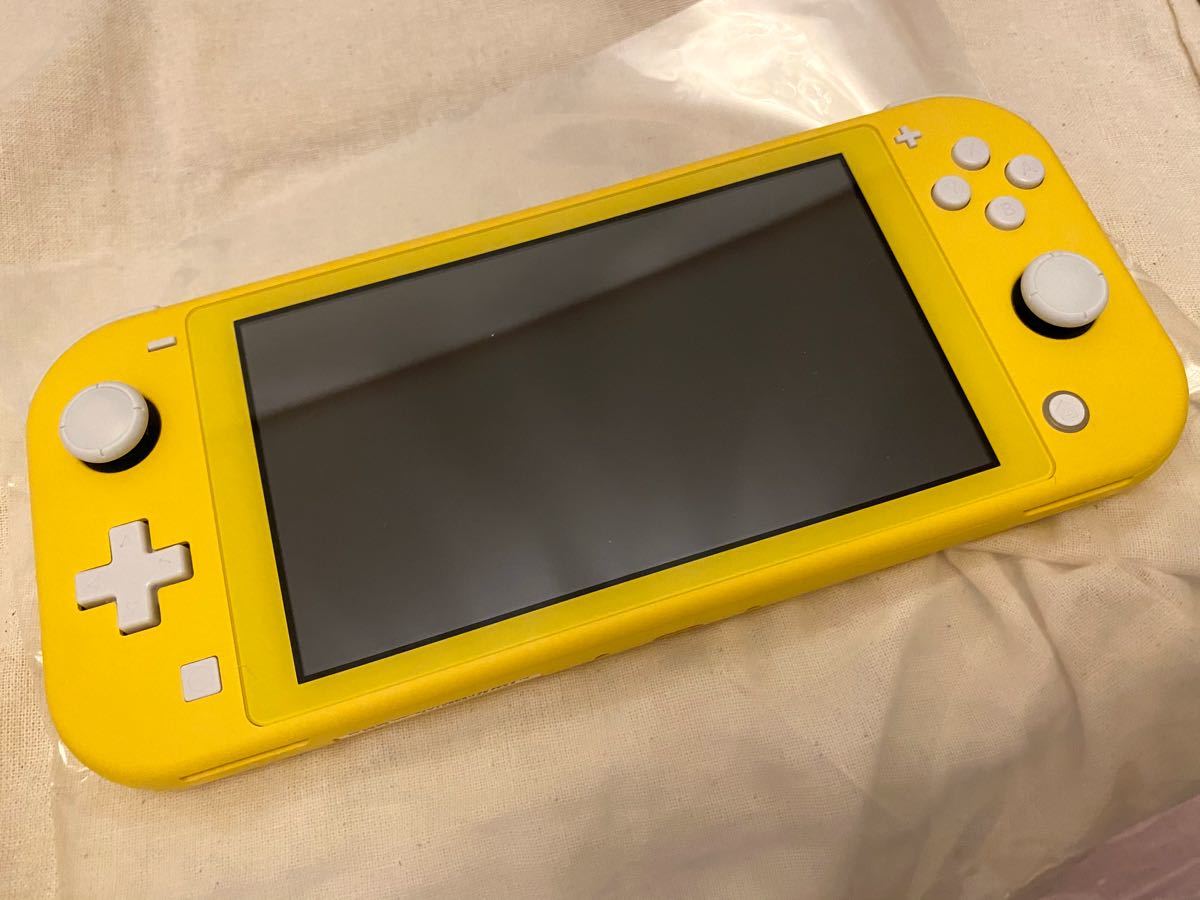 Nintendo Switch Lite Yellow ニンテンドー　スイッチ　ライト　本体　イエロー　黄色