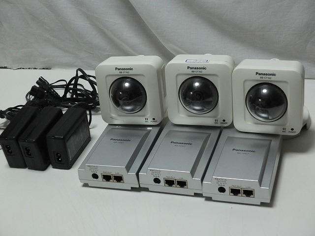 Panasonic　パナソニック　ネットワークカメラ BB-ST162　3台　イーサネット送電アダプター　BB-HPE2　3台セット　AH-0509【中古】_画像1