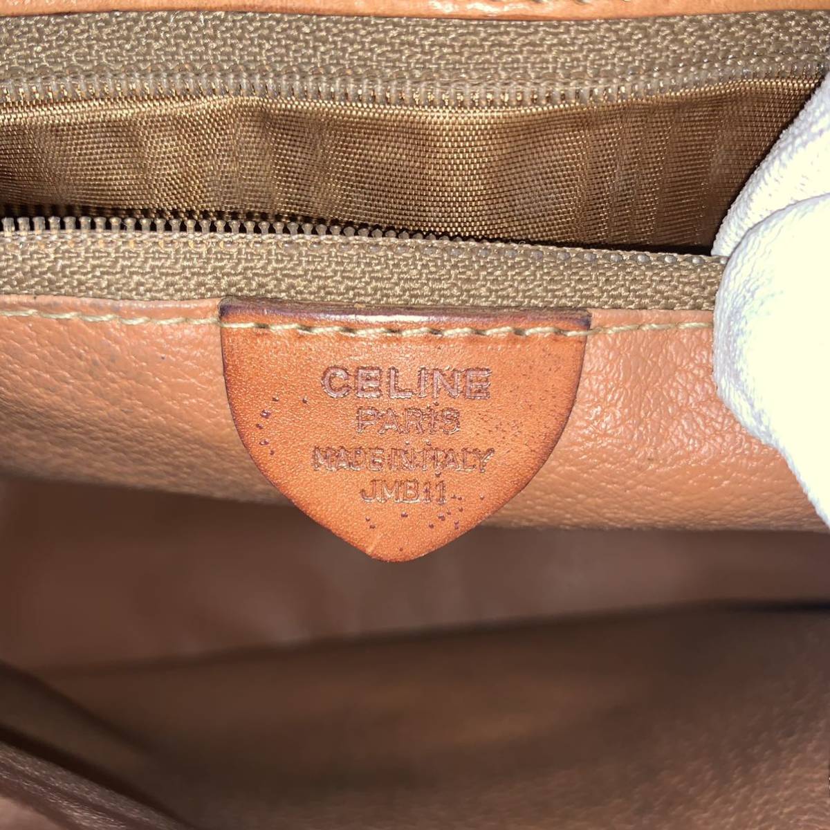 【送料無料】celine セリーヌ　レア品　マカダム柄　ショルダーバッグ レザー　金具　ロゴ　斜め掛け　カバン　PVC レザー　ヴィンテージ_画像10