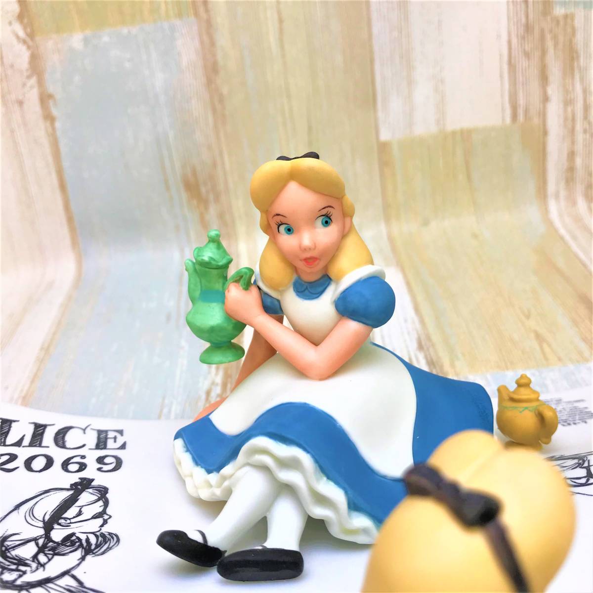 限定品 激レア★不思議の国のアリス Alice in Wonderland モデルシート 陶器製 ビッグフィギュア スタチュー★ディズニー Disney TDL_画像4