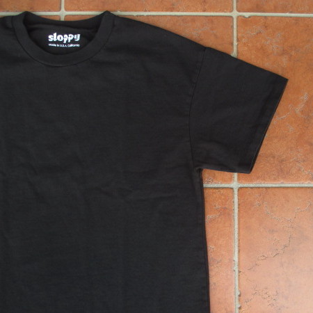 特価！アメリカ製！お買い得プライス！2018年カリフォルニアで創業！ＳＬＯＰＰＹ（ＵＳＡ）ソリッドカラー・Ｔシャツ（黒：Ｌサイズ）_画像2