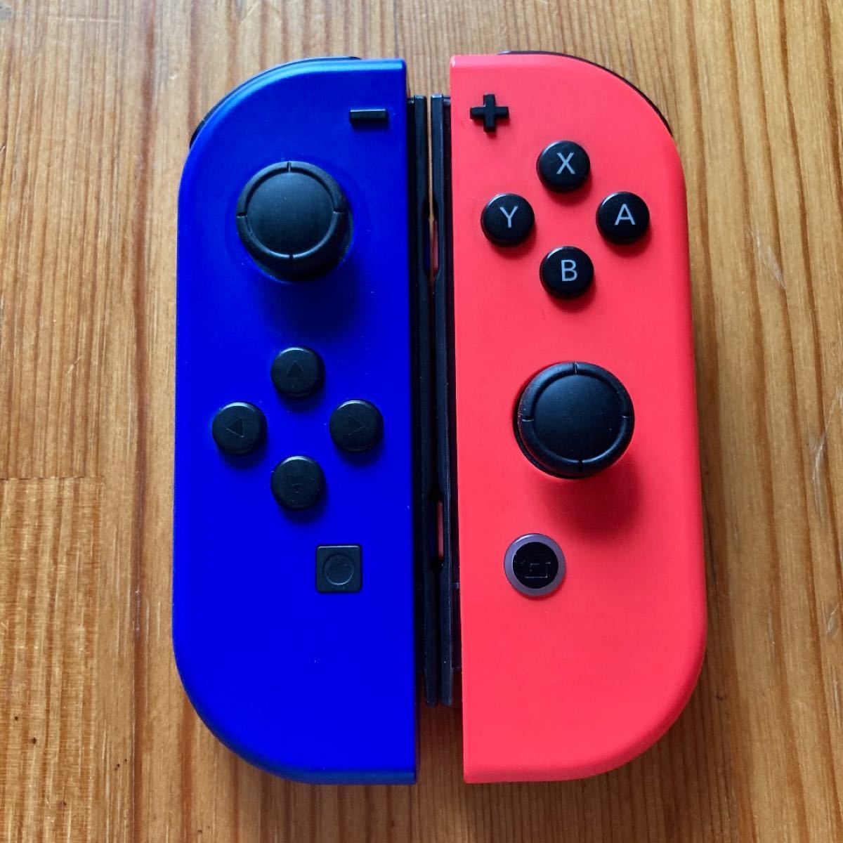 Switch ジョイコン ブルー×ネオンレッド ニンテンドー