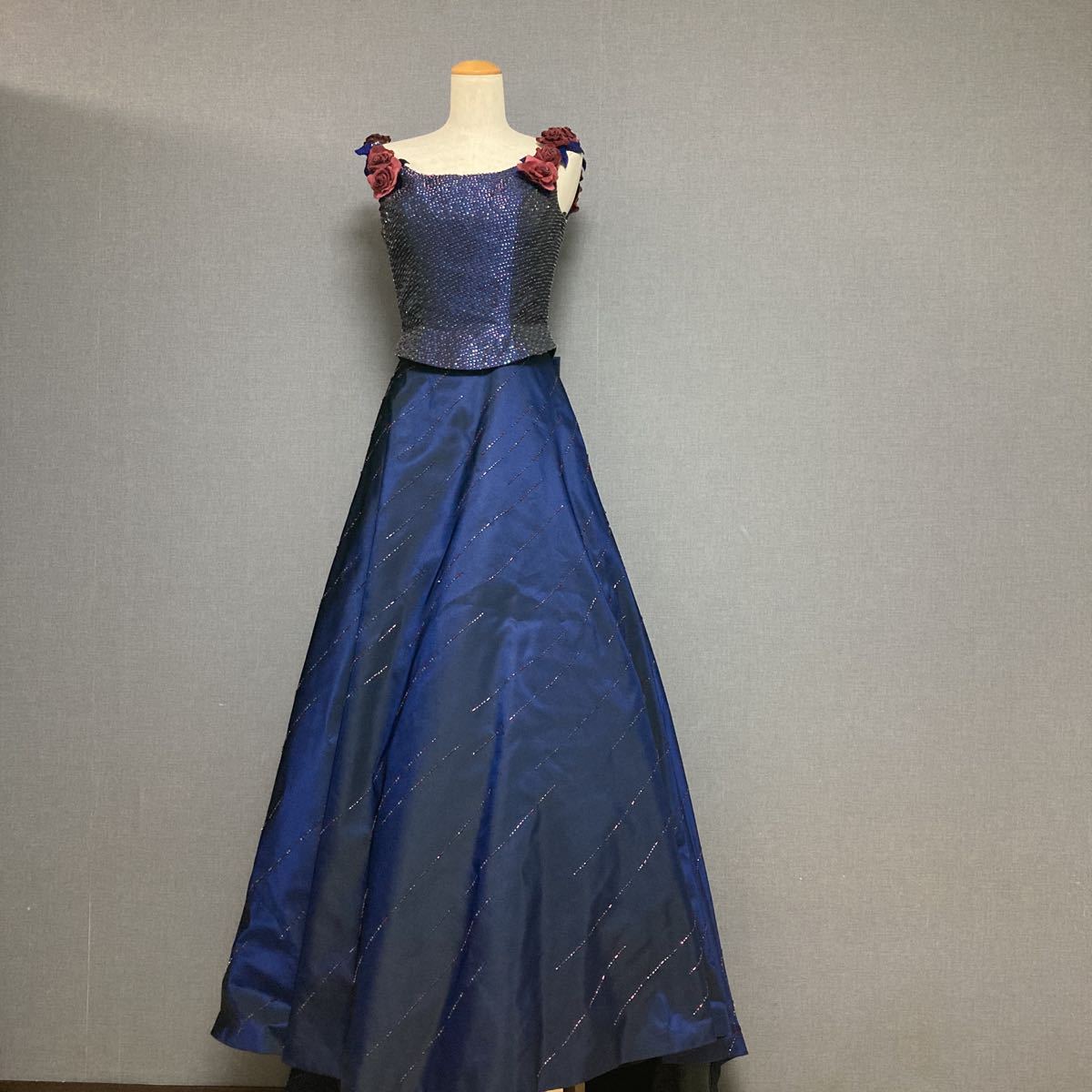 今年の新作から定番まで! Mille Fusion ウエディングドレス size:9T カラードレス ネイビー パーティー 210507-269 Aラインタイプ 今年の新作から定番まで! Mille Fusion ウエディングドレス size:9T カラードレス ネイビー パーティー 210507-269 Aラインタイプ