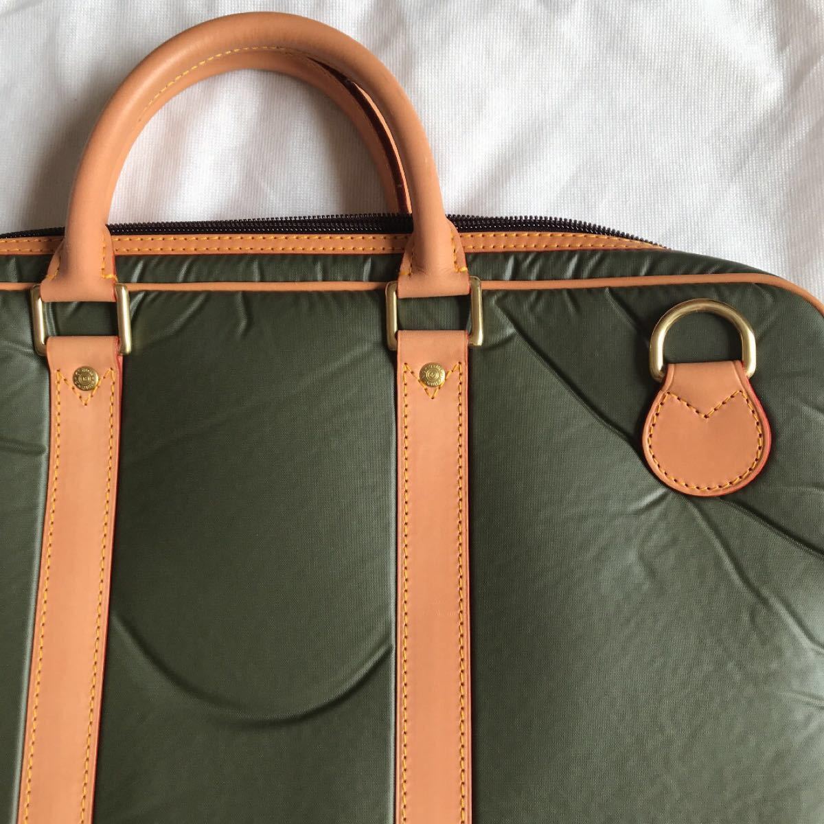 ブリーフケース ビジネスバッグ ハンティングワールド 美品 新品 ブリーフケース ビジネスバッグ ハンティングワールド 美品 新品